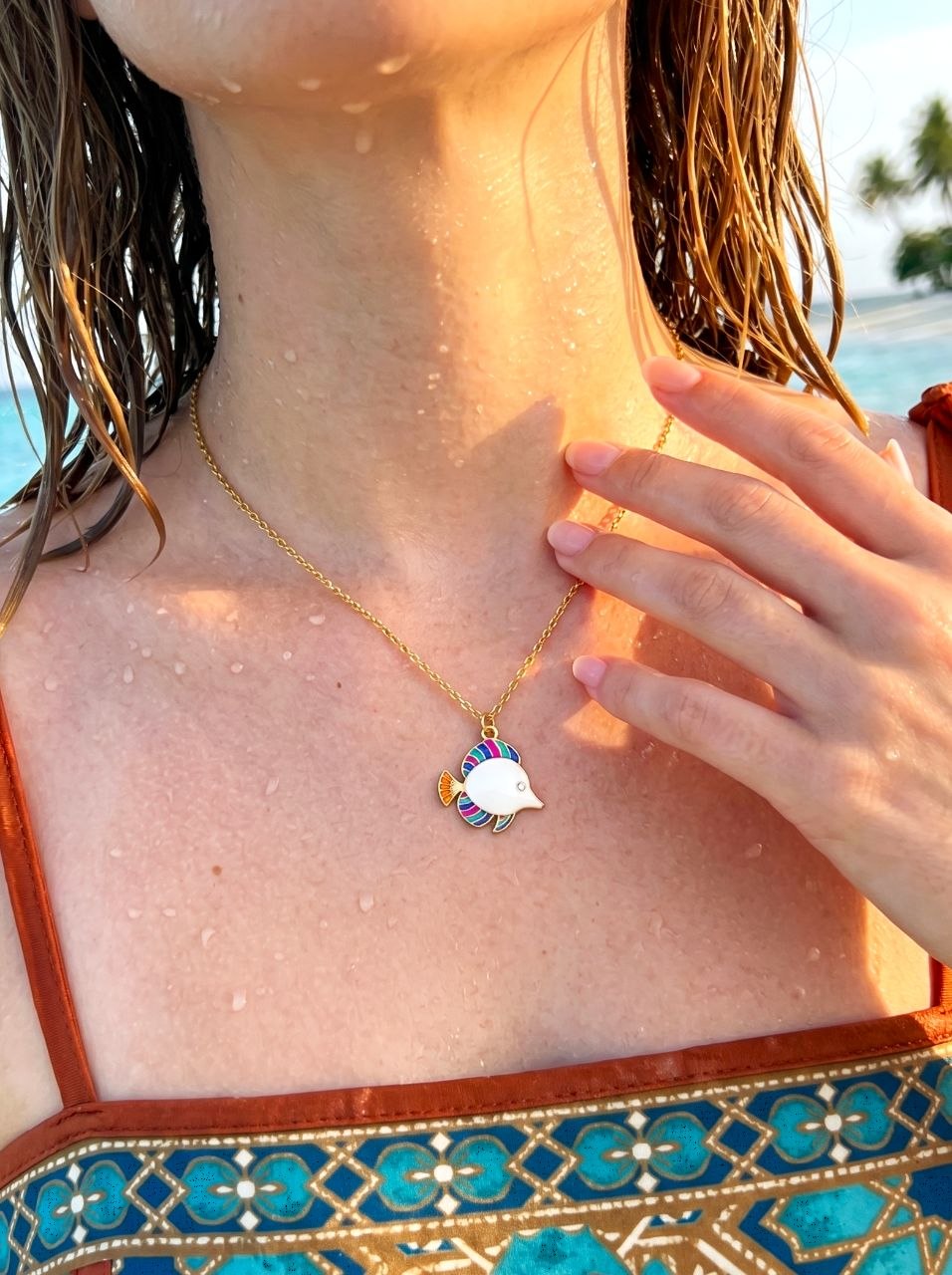 colors Fish Necklace