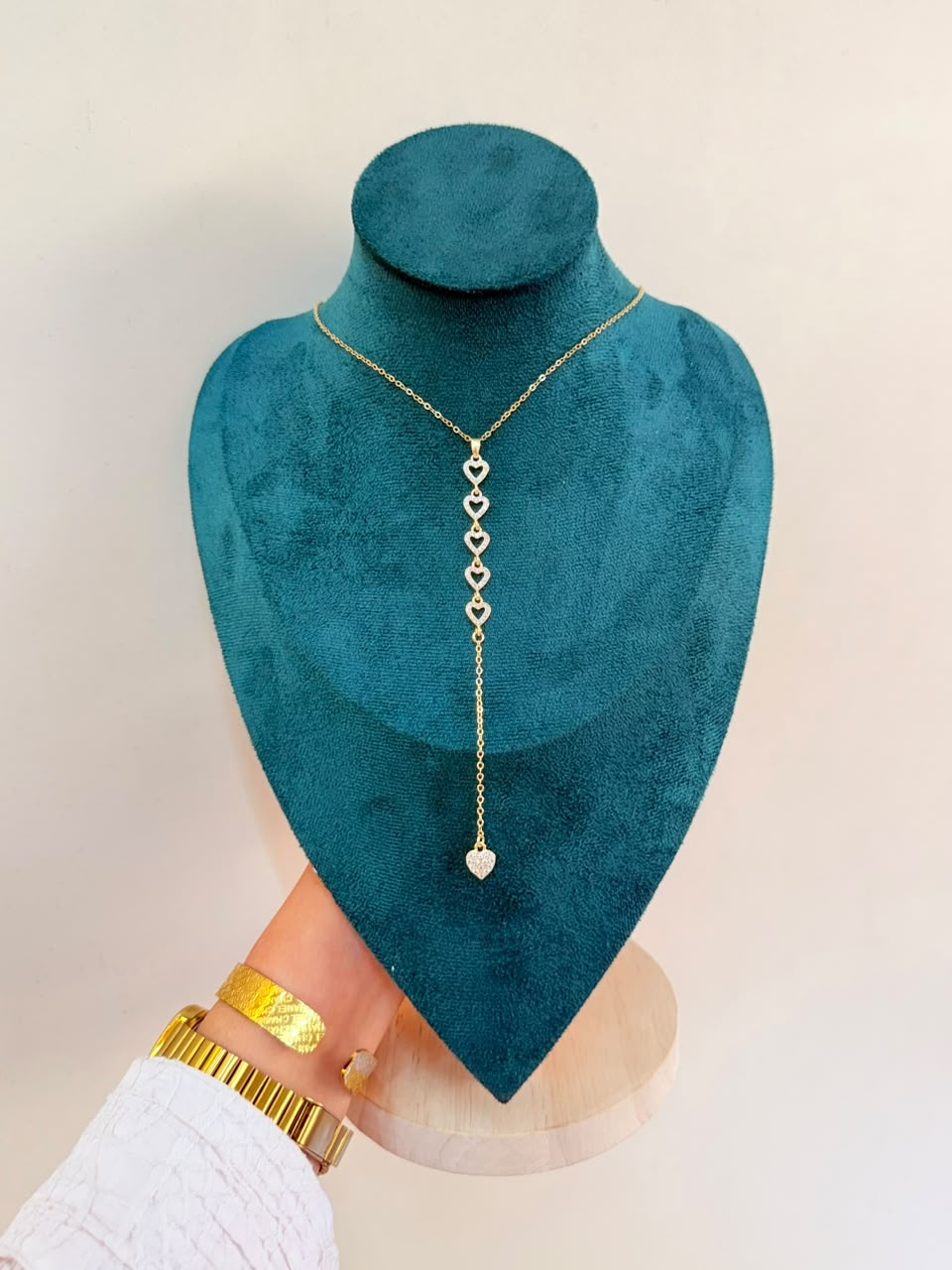 Set Cascading Heart Chain