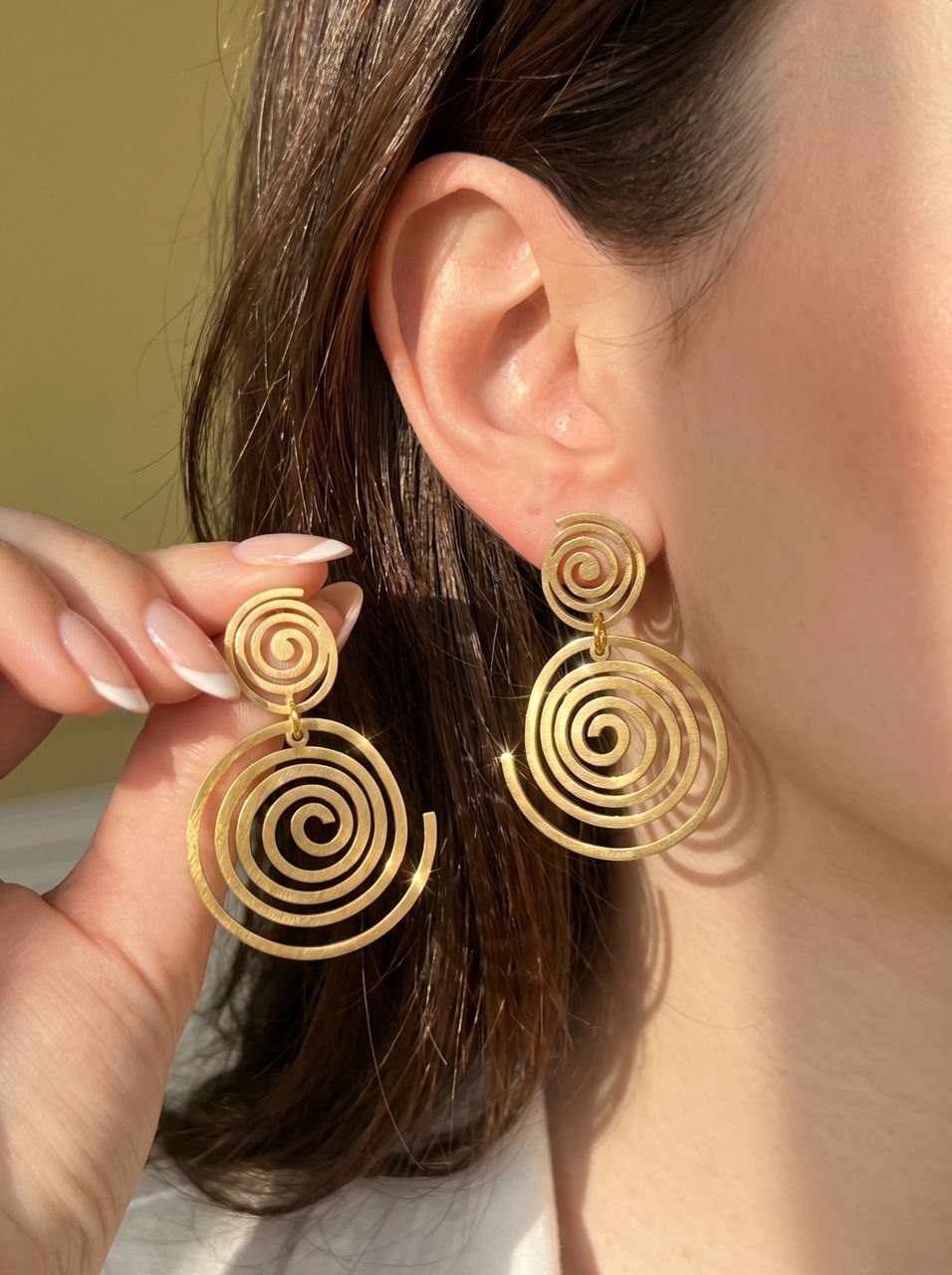 Set Swirl Drop Earring