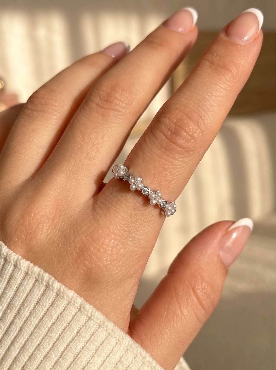 Pearl Crystal Band