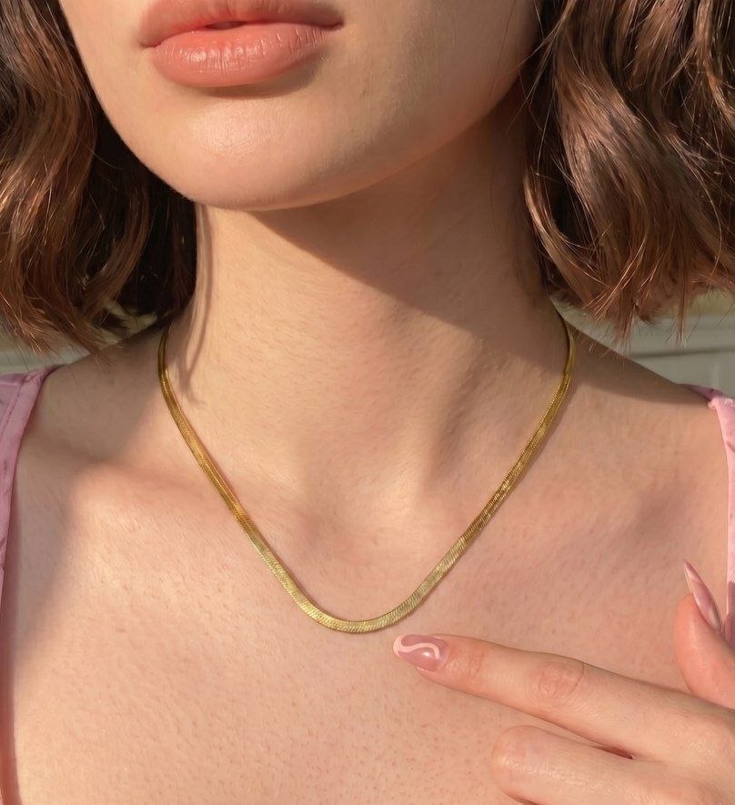 Ribbon Necklace