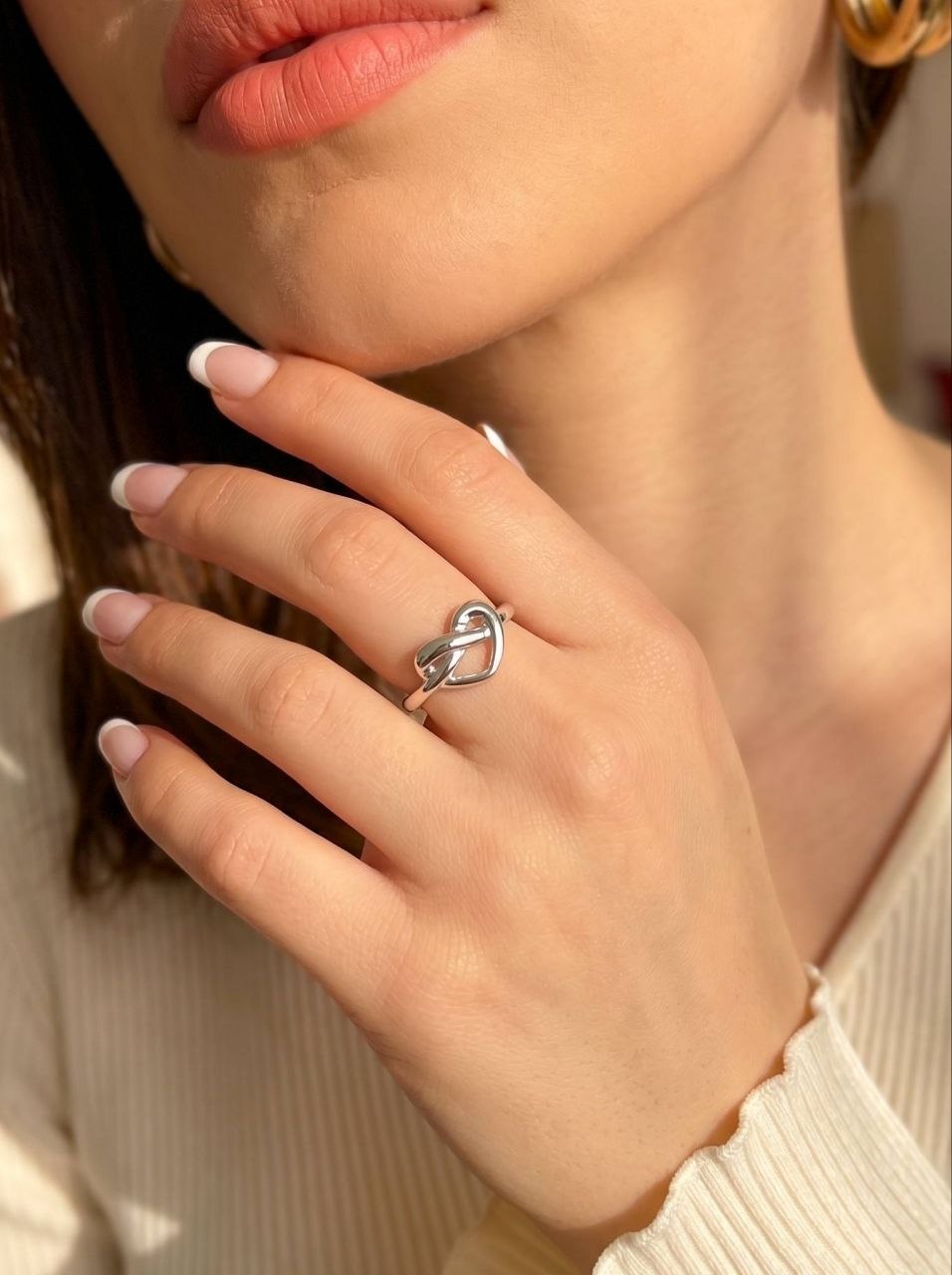 Crossed Heart Ring